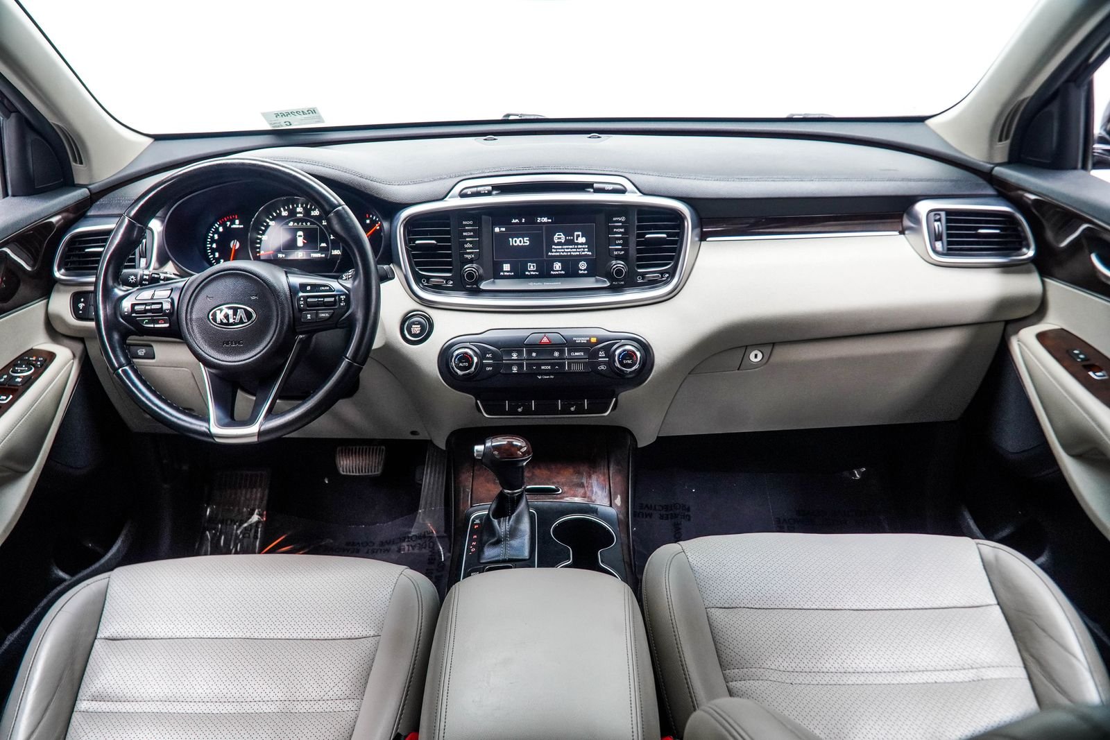 Used 2018 Purple Kia EX image 5