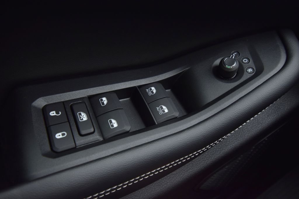2025 Jeep Grand Cherokee Limited - Photo 37