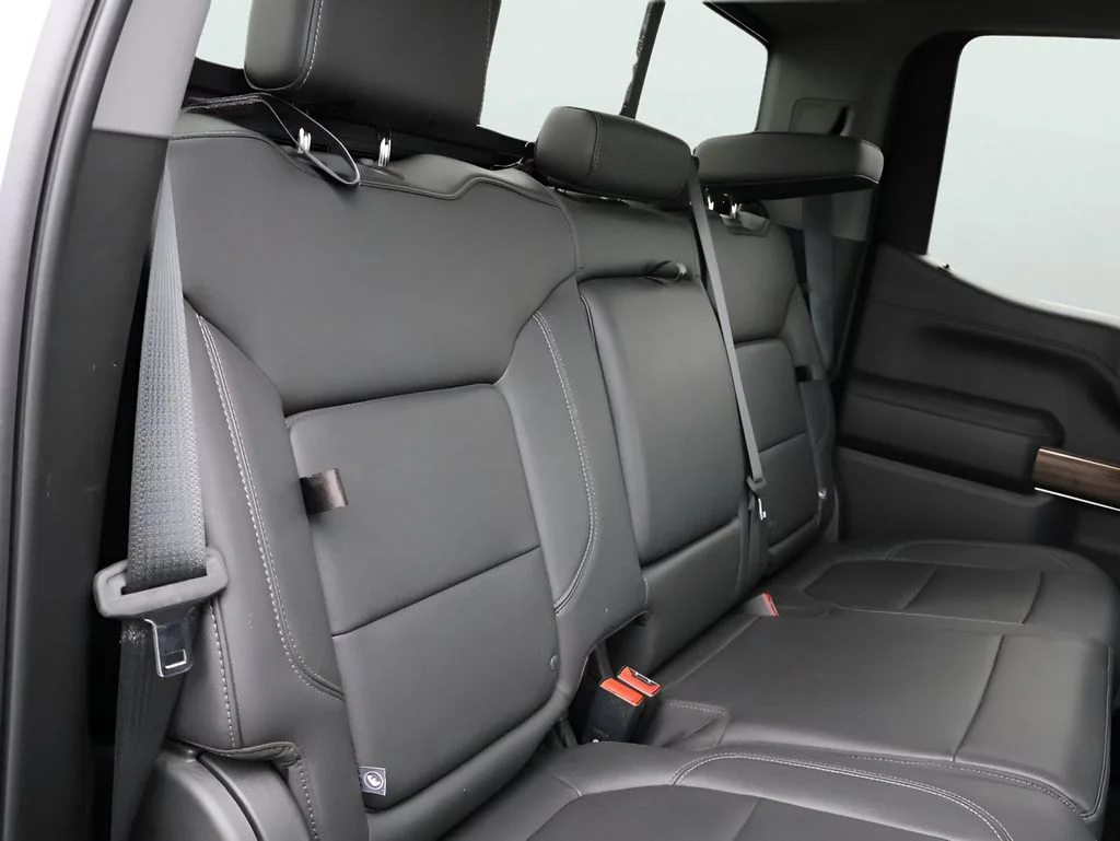 Used 2021 Silver Chevrolet LT Trail Boss image 16