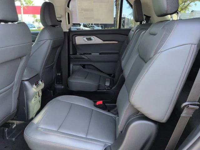New 2026 Carbonized Gray Metallic Ford Active image 14