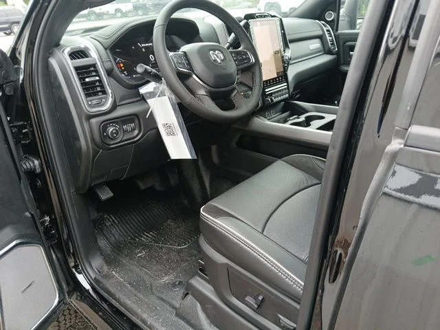 New 2026 Diamond Black Crystal Pearl-Coat Exterior Paint RAM Laramie image 46