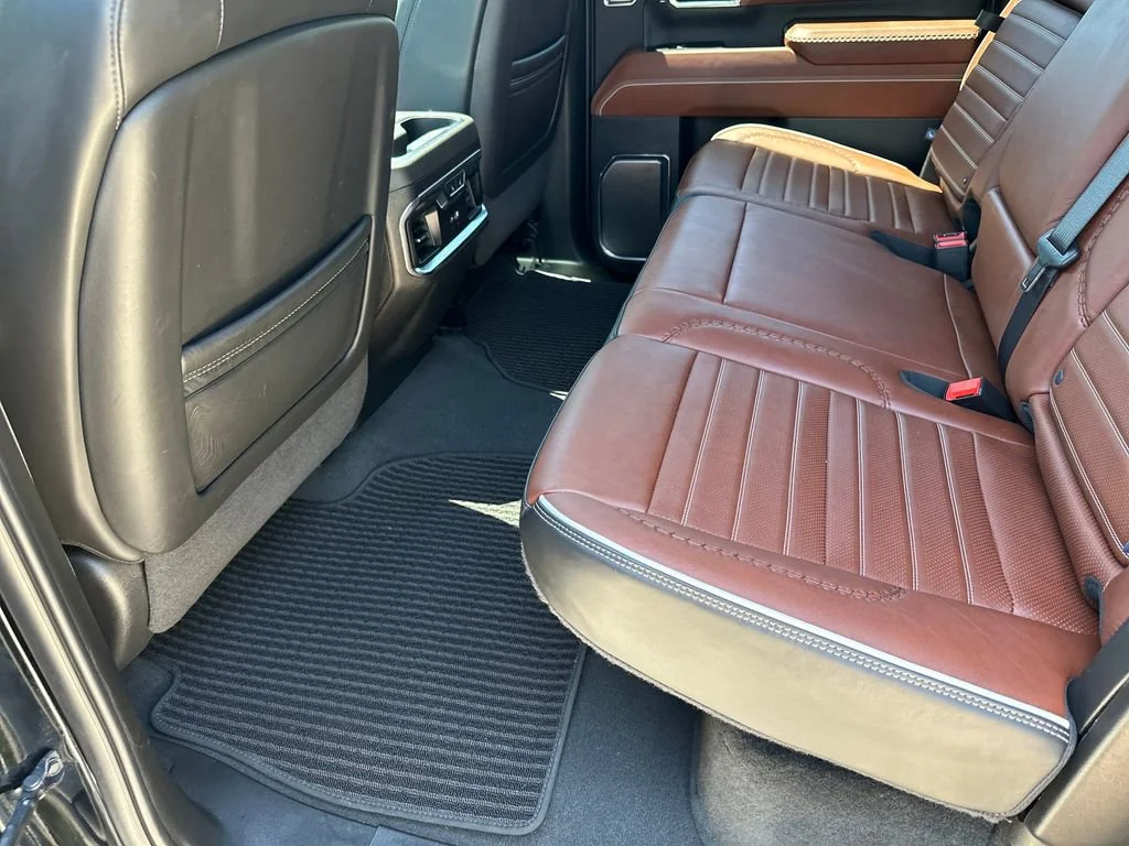 Used 2024 Onyx Black GMC Denali Ultimate image 33