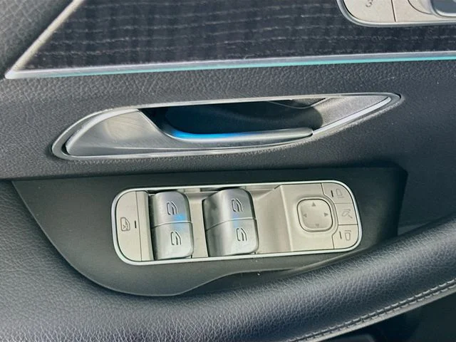 Used 2023 White Mercedes-Benz GLE 450 image 18