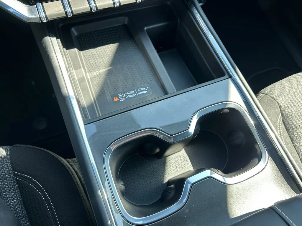 2026 GMC Acadia Elevation - Photo 28
