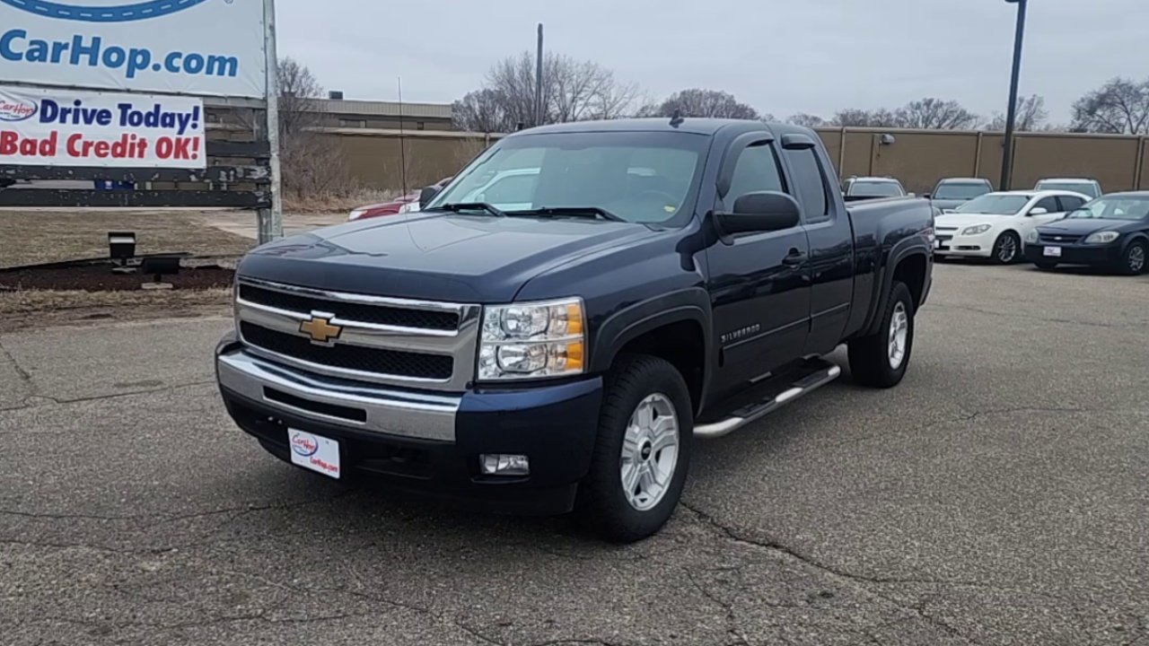 2011 Chevrolet Silverado 1500 LT photo 4