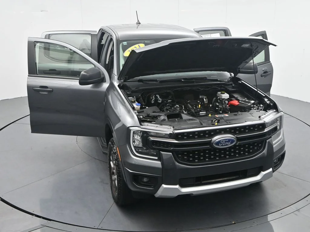 Used 2024 Gray Metallic Ford XLT image 36