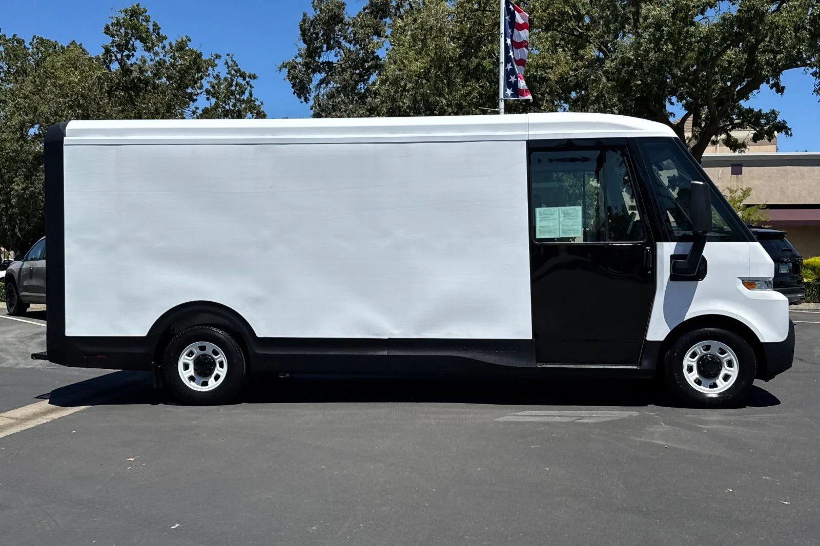 Used 2023 Chevrolet BrightDrop ZEVO 600 with VIN 2G5ZJ3HG1P9100509 for sale in Elk Grove, CA