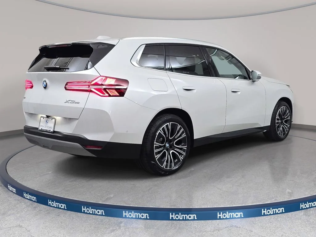 Used 2025 Mineral White Metallic BMW 30 xDrive image 6