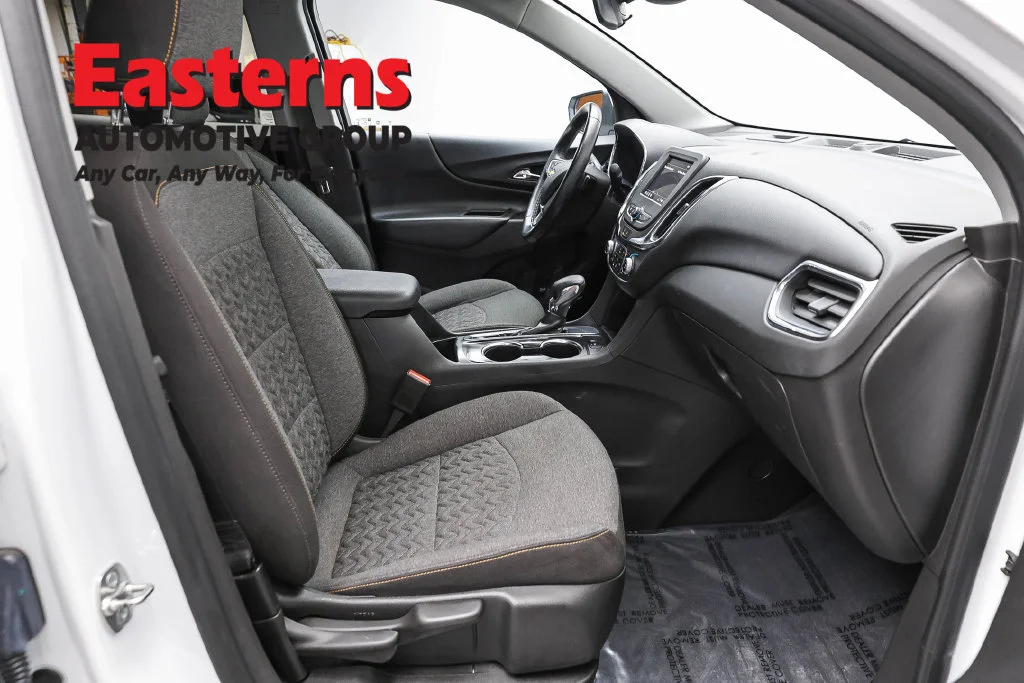 Used 2024 White Chevrolet LT image 23