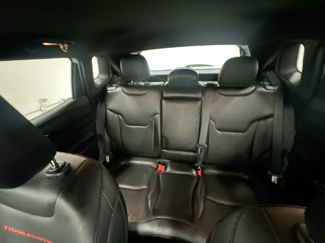 Used 2025 White Jeep Trailhawk image 32