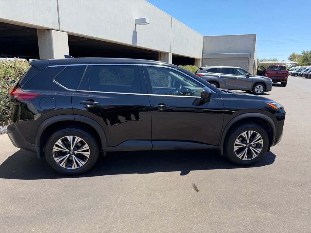 Used 2021 Black Nissan SV image 3