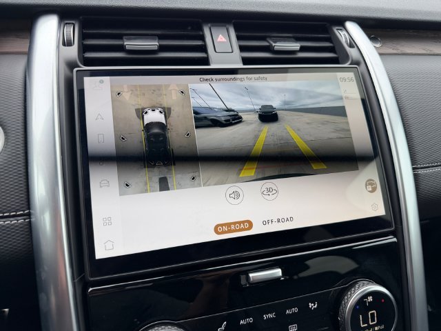 Used 2026 Santorini Black Metallic Land Rover Dynamic SE image 22