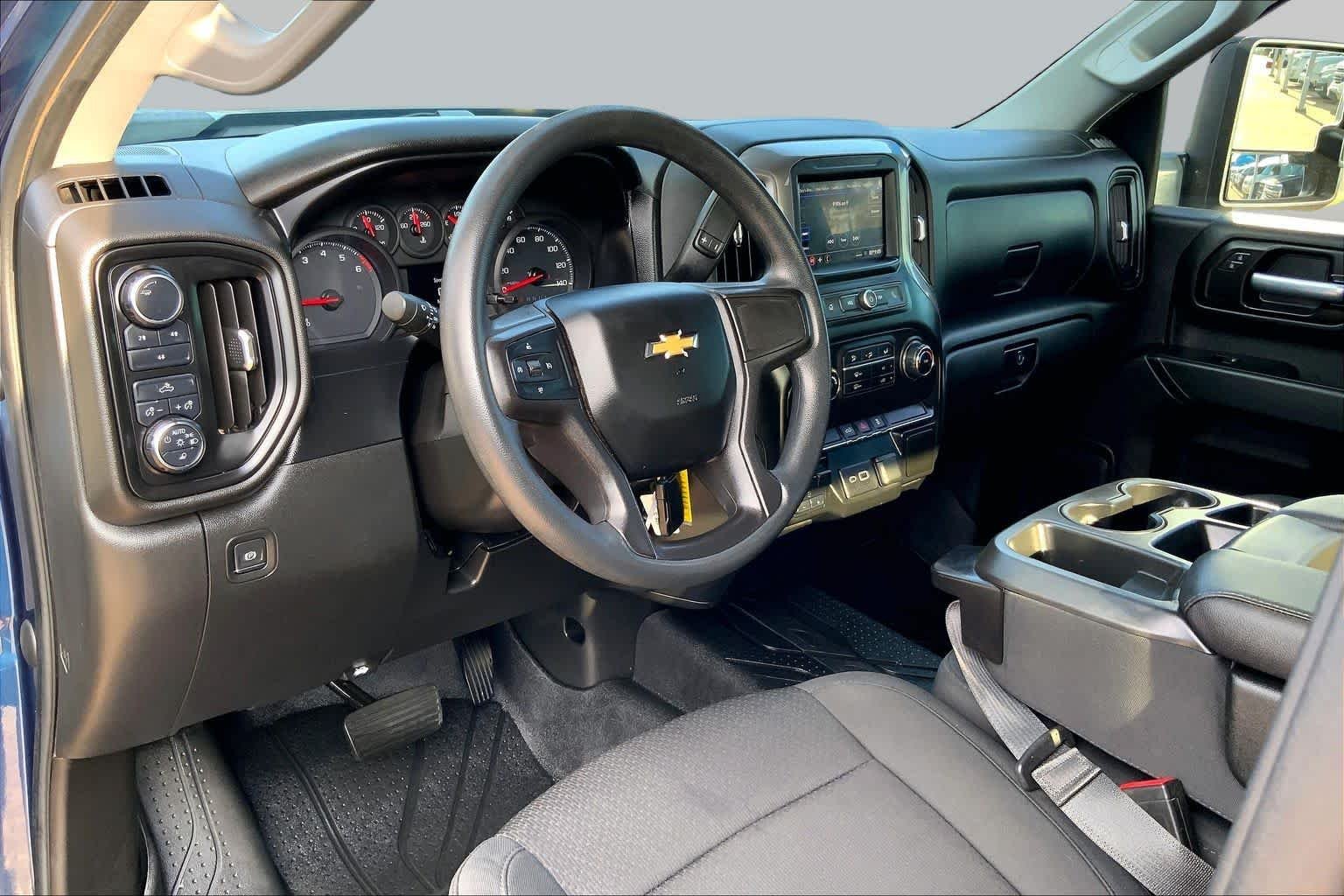 Used 2021 Northsky Blue Metallic Chevrolet Custom image 18