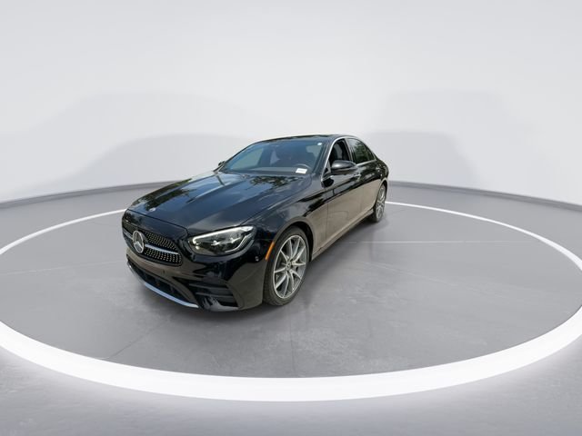 Used 2022 Black Mercedes-Benz E 450 image 3