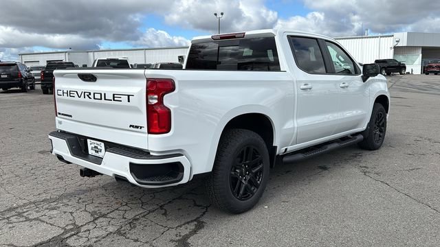 New 2026 Summit White Chevrolet RST image 6