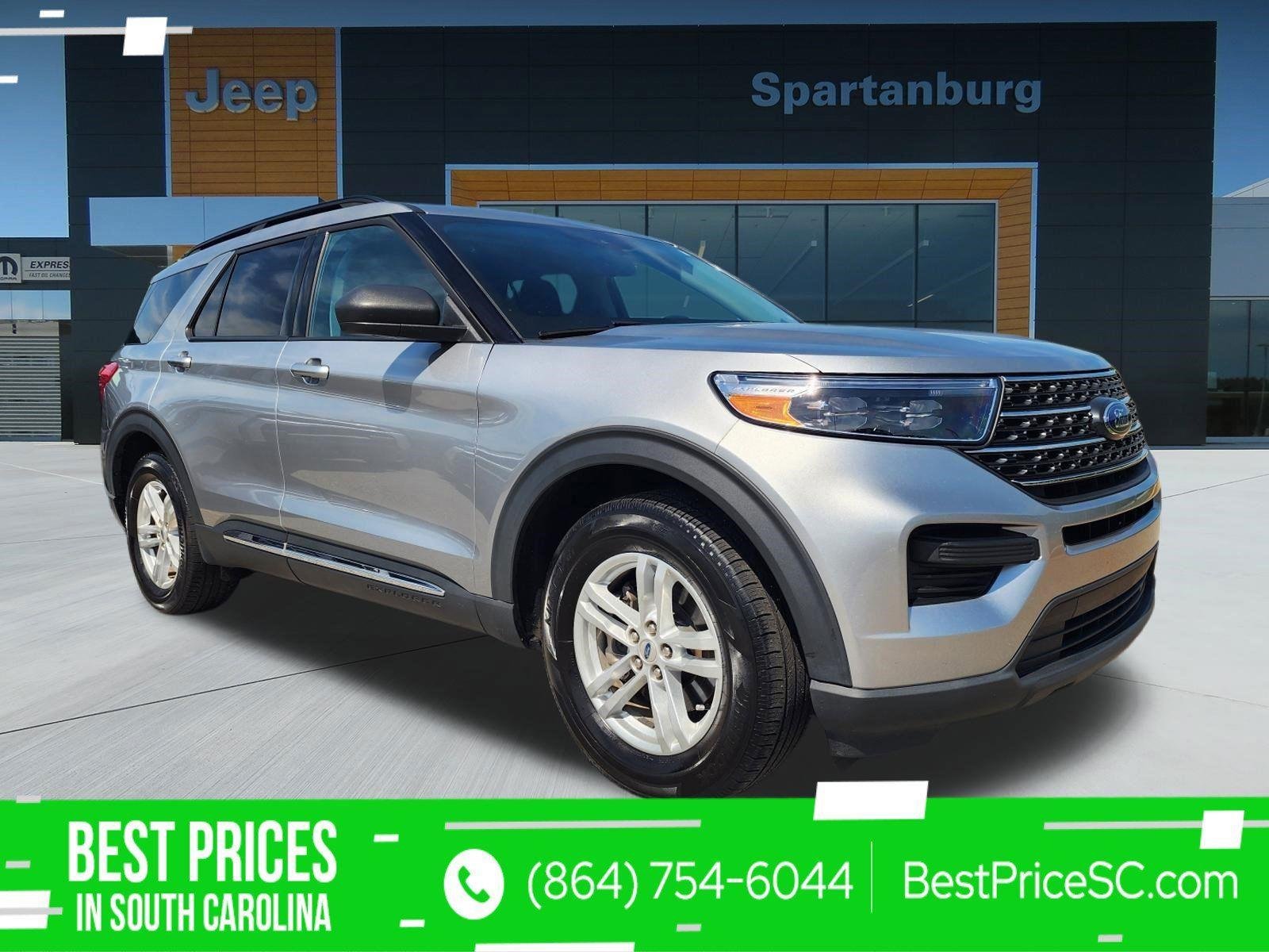 2023 Ford Explorer XLT RWD's photo