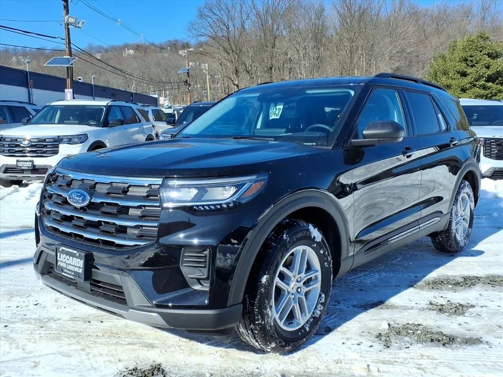 New 2026 Agate Black Metallic Ford Active image 3