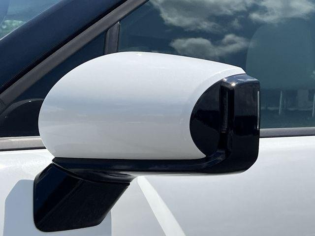New 2026 White Hyundai Blue SEL 8P image 38