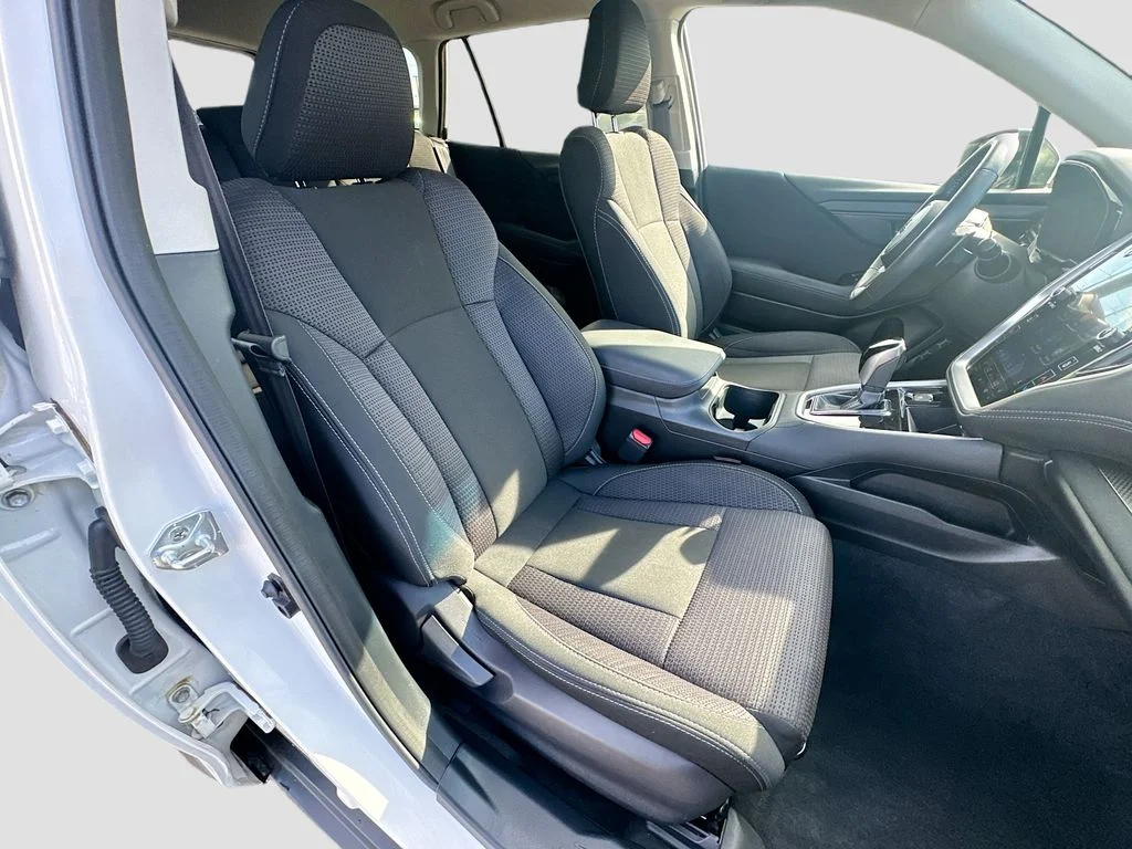 Used 2022 White Subaru Premium image 36