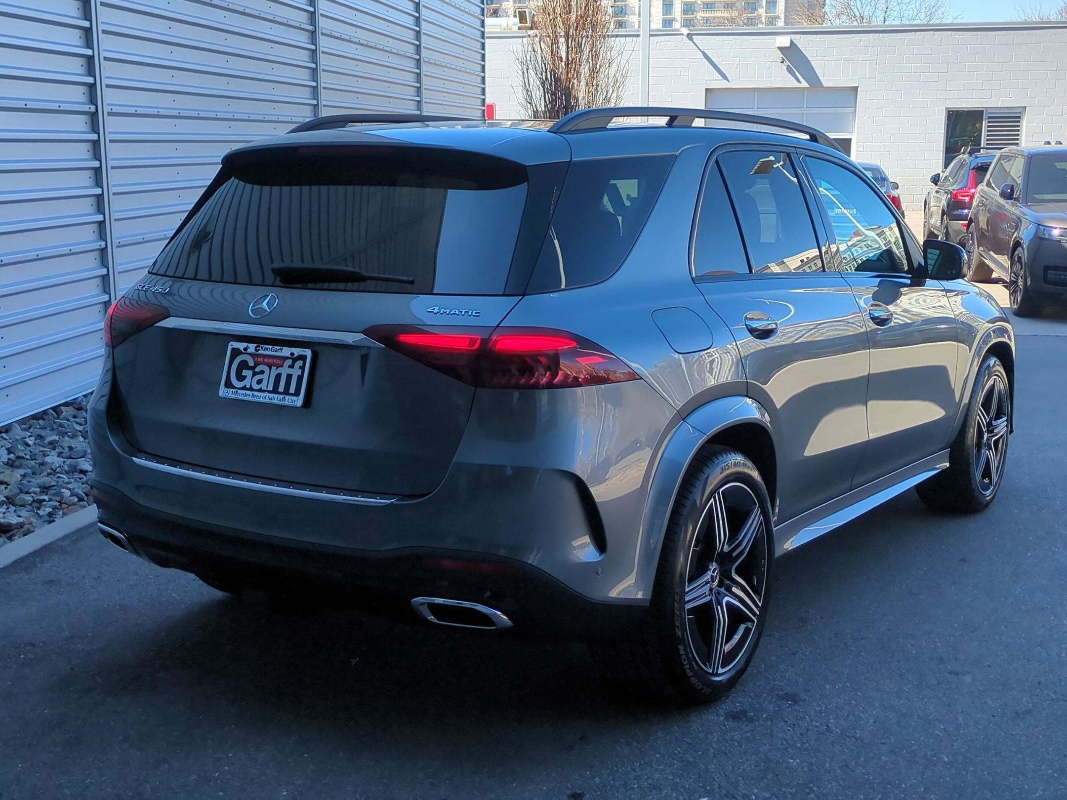 New 2026 Selenite Grey Metallic Mercedes-Benz GLE 450 image 3