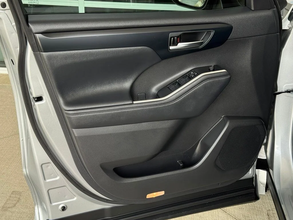 Used 2024 Silver Toyota XLE image 30