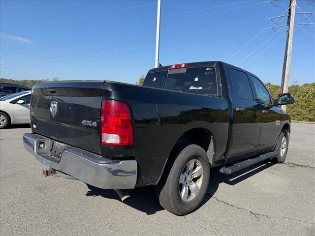Used 2022 Diamond Black Crystal Pearlcoat Ram SLT image 12