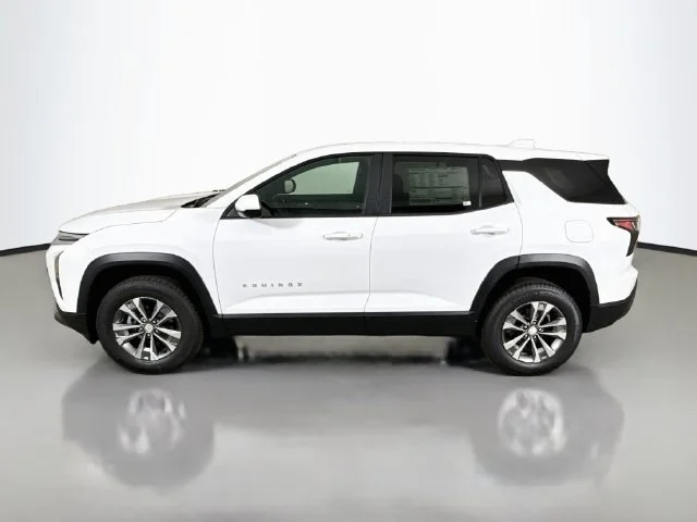 New 2027 Summit White Chevrolet LT image 4