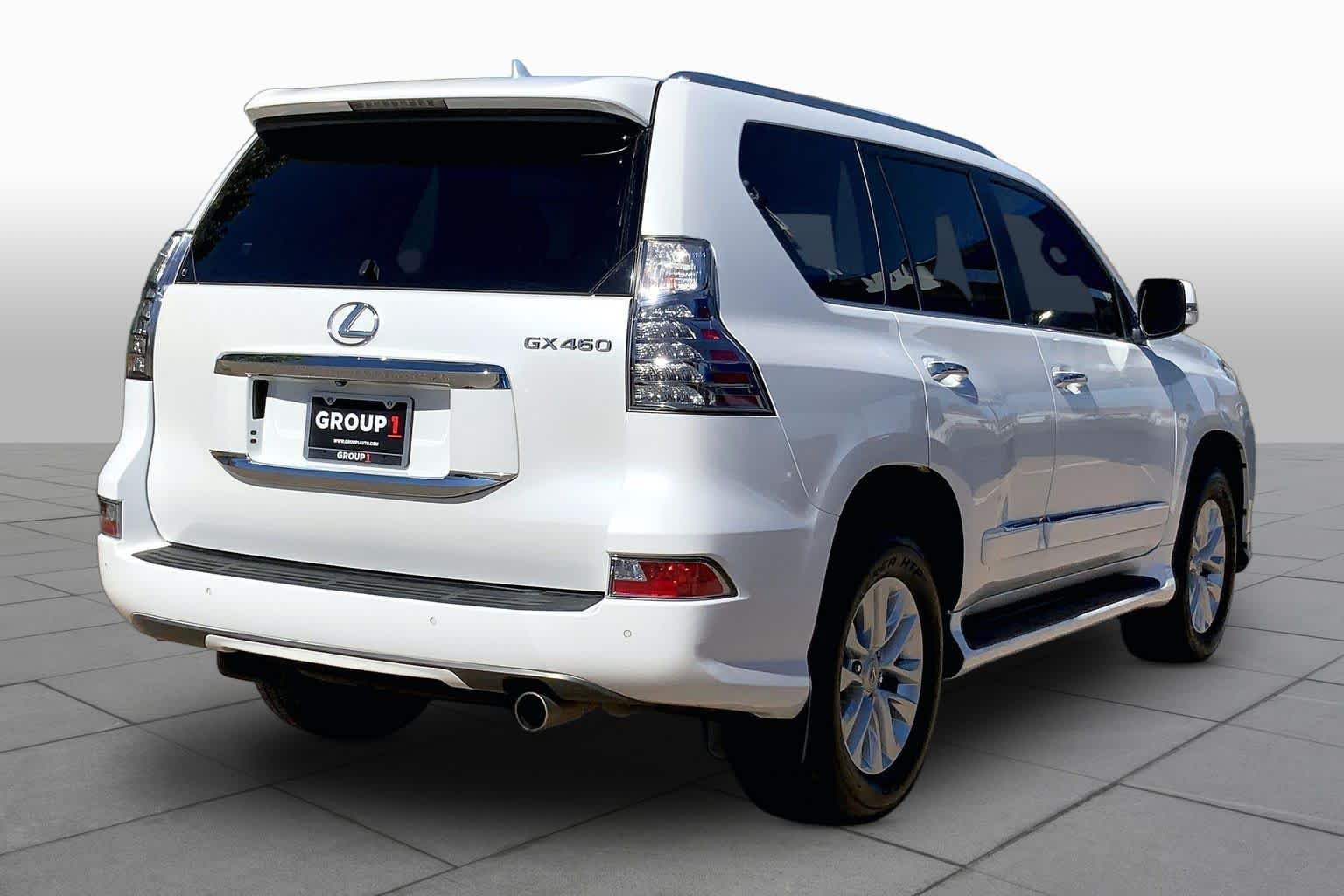 Used 2015 Starfire Pearl Lexus  image 13