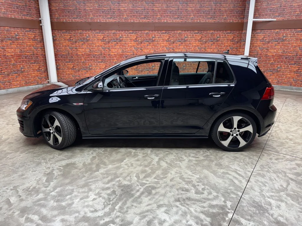 Used 2015 Volkswagen Golf GTI SE with VIN 3VW5T7AU4FM002425 for sale in Reading, PA