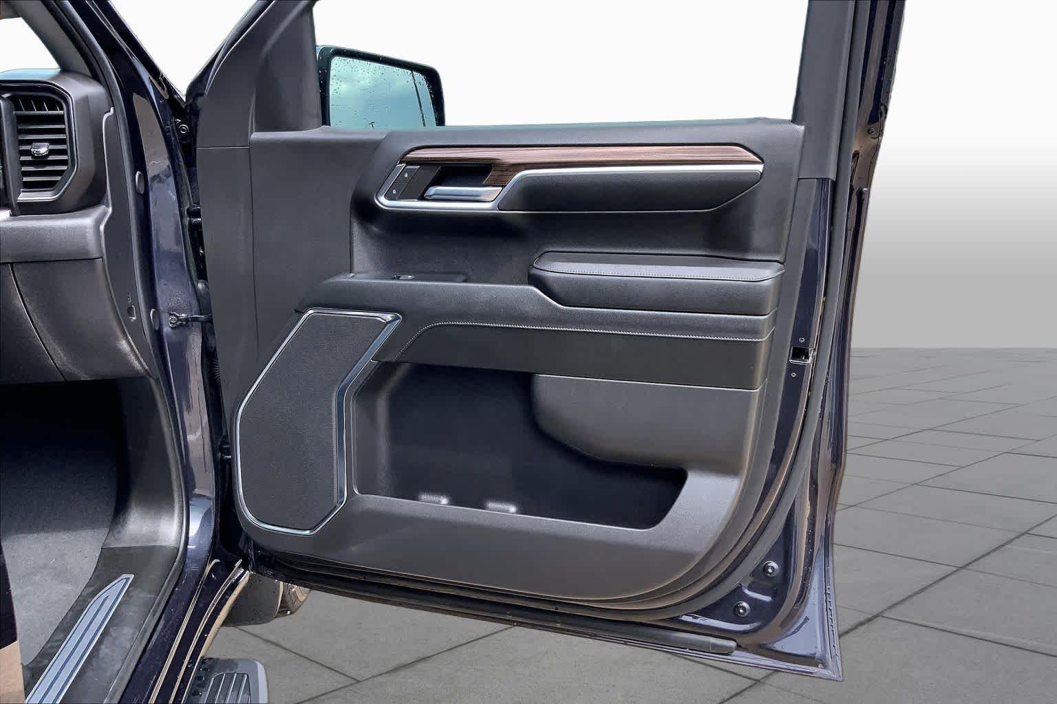 Used 2024 Dark Ash Metallic Chevrolet LT image 22