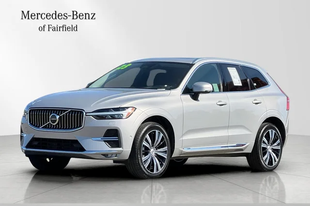 2023 Volvo XC60 B5 Plus Bright Theme