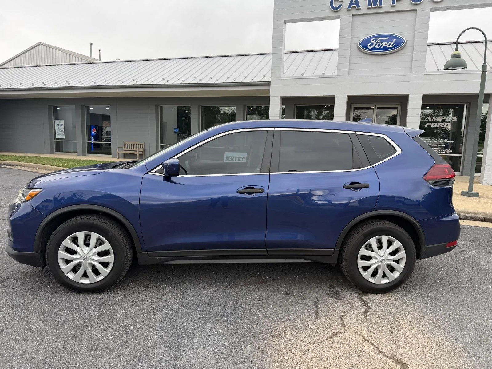 Used 2019 Caspian Blue Metallic Nissan S image 2
