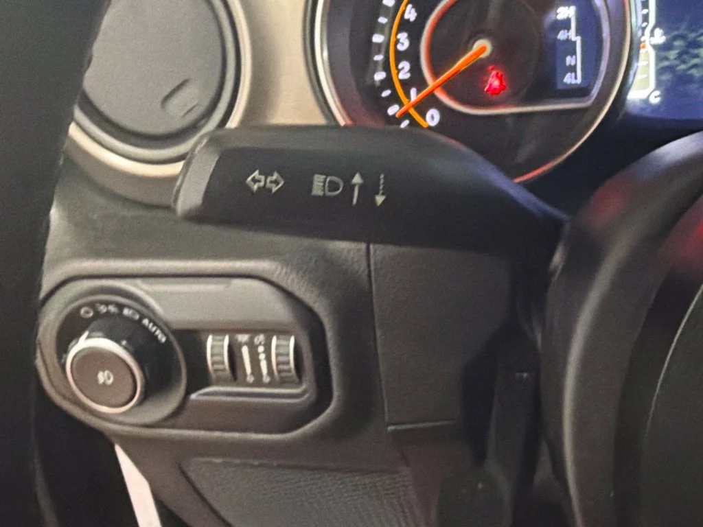 Used 2019 Black Clearcoat Jeep Unlimited Sport S image 31