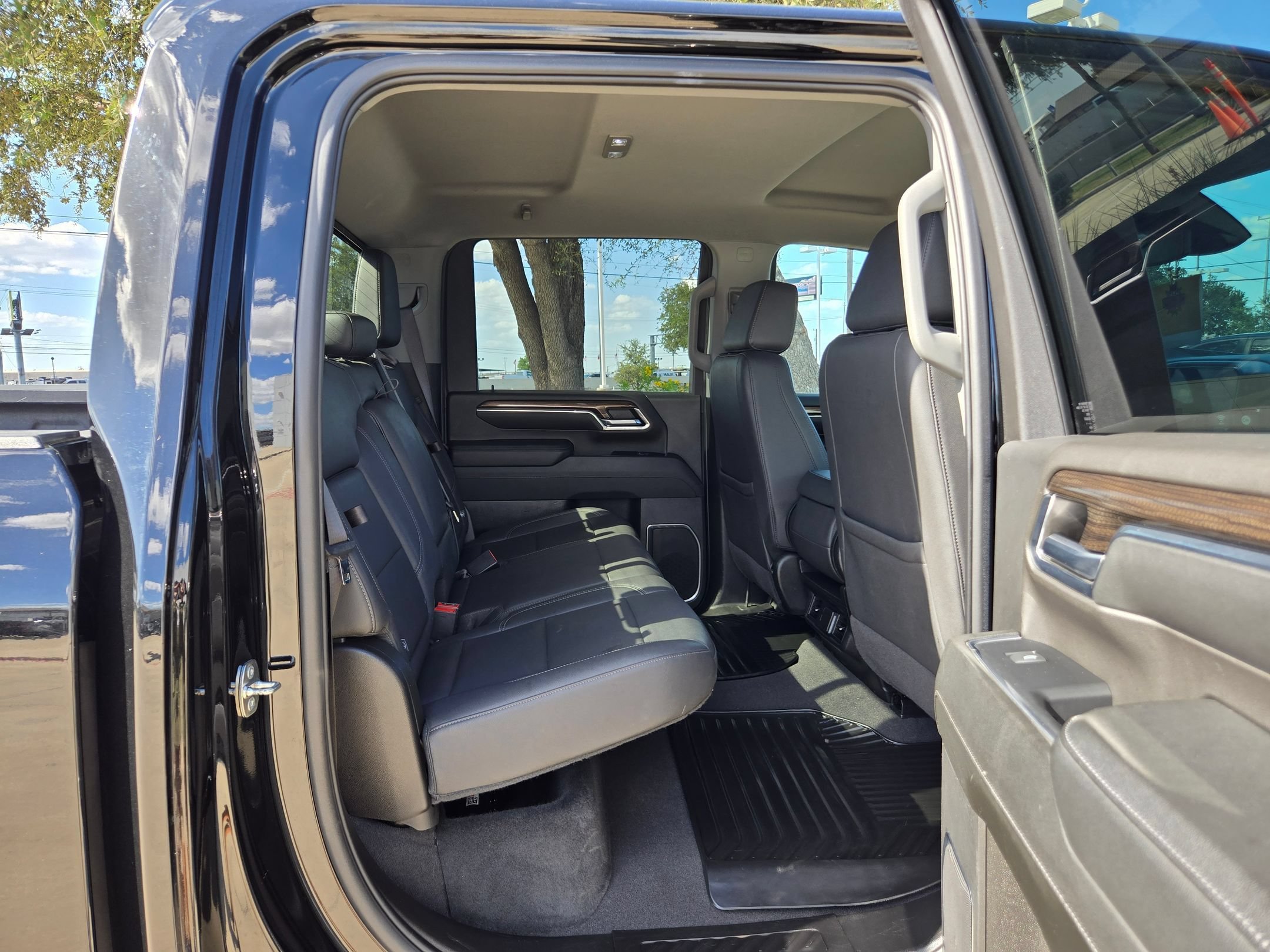 2024 Chevrolet Silverado 2500HD LT - Photo 23