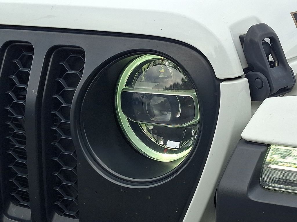 Used 2021 Bright White Clearcoat Jeep Unlimited Rubicon 392 image 9