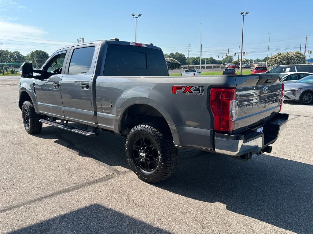 Used 2022 Gray Ford XL image 3