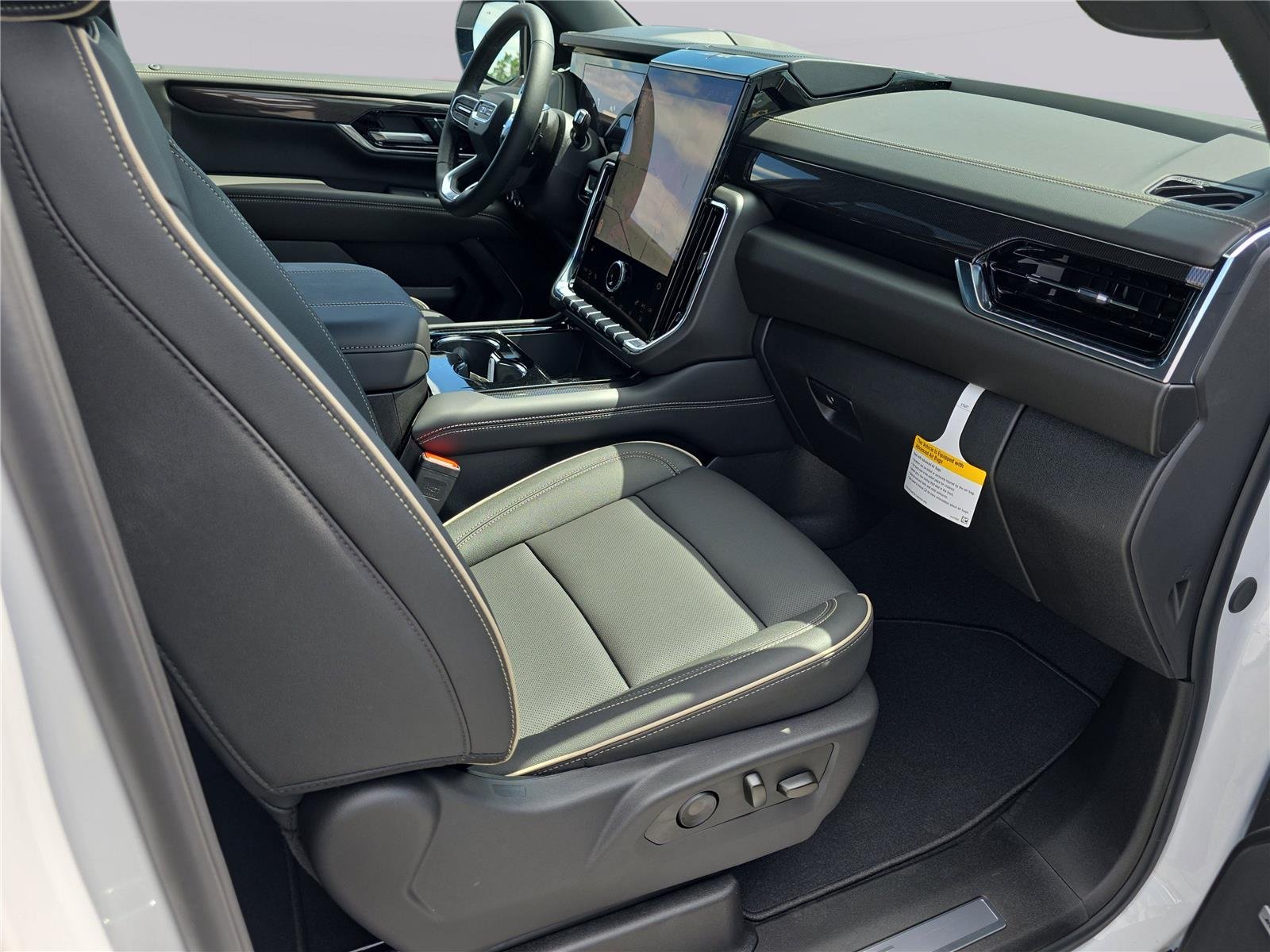 New 2026 Summit White GMC Elevation image 35