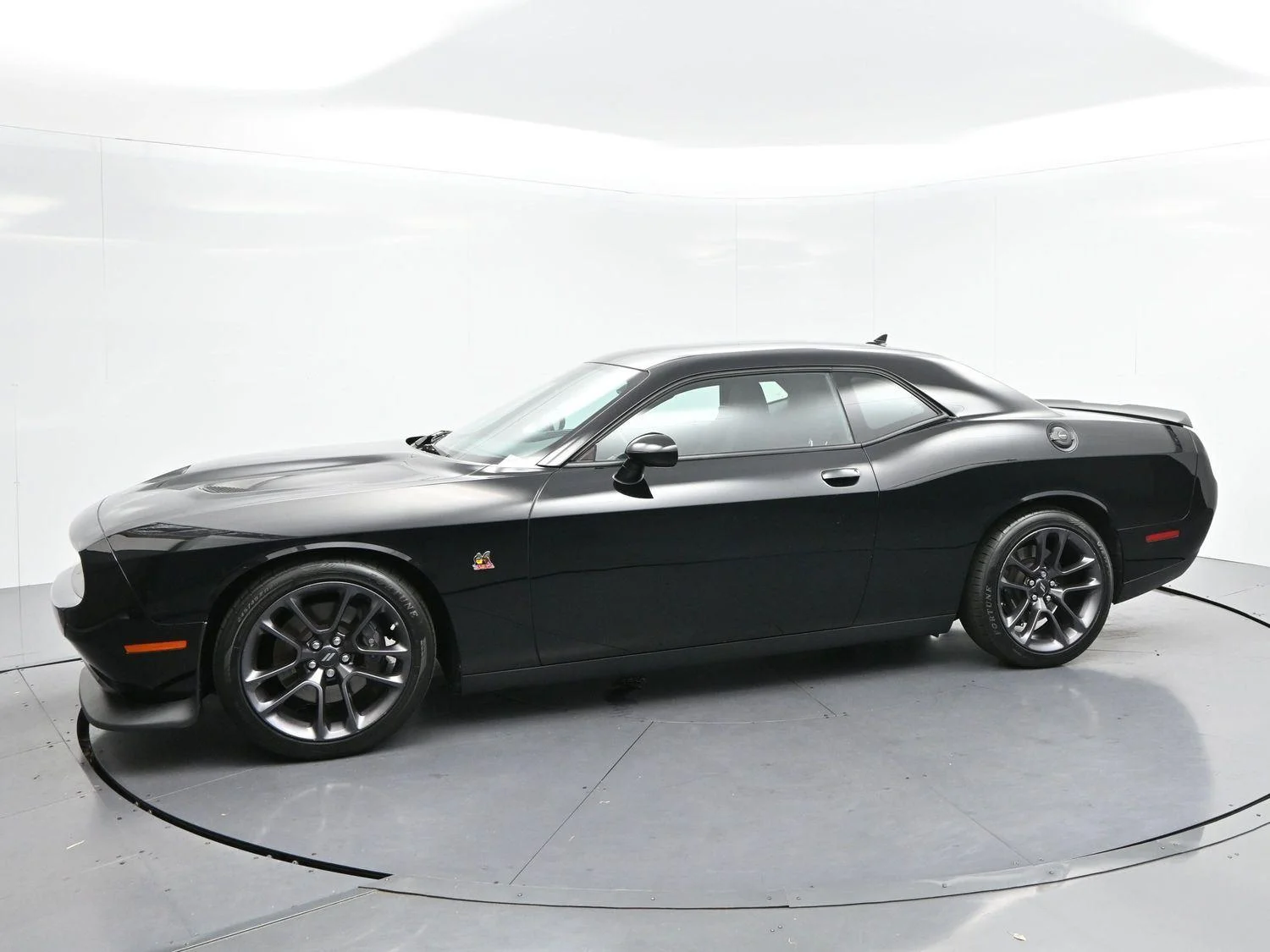 Used 2023 Pitch Black Clearcoat Dodge R/T Scat Pack image 4