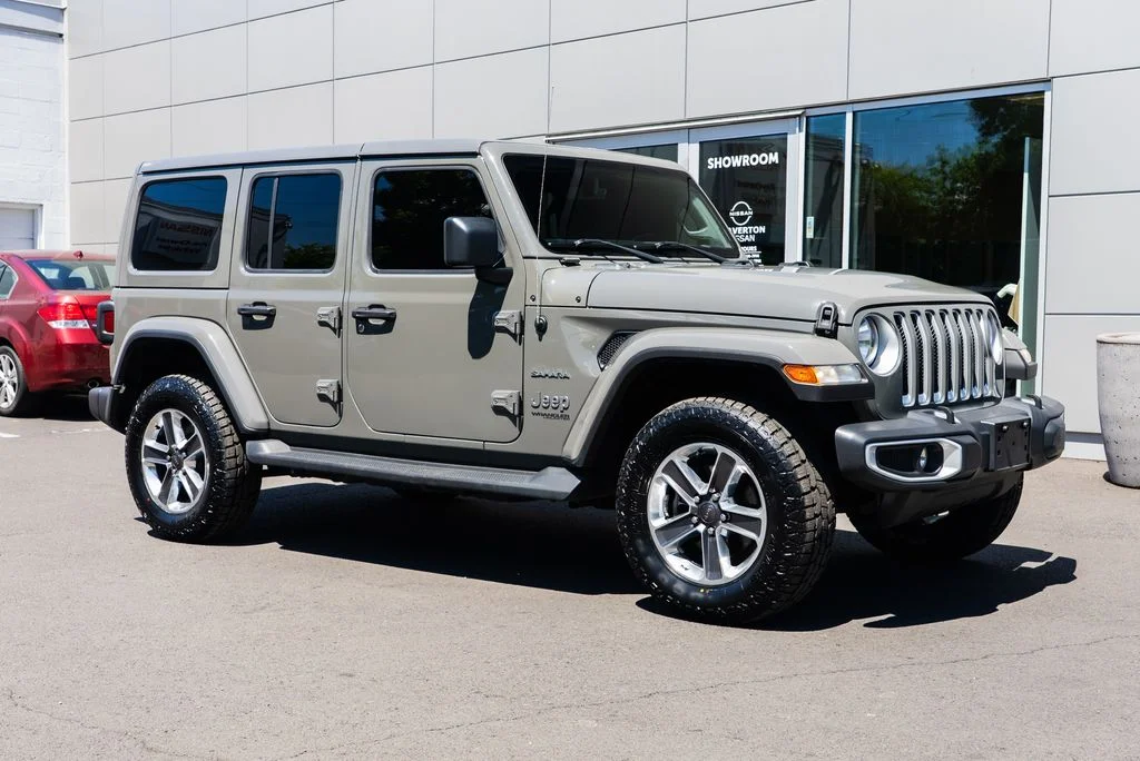 Used 2021 Gray Jeep Unlimited Sahara image 1