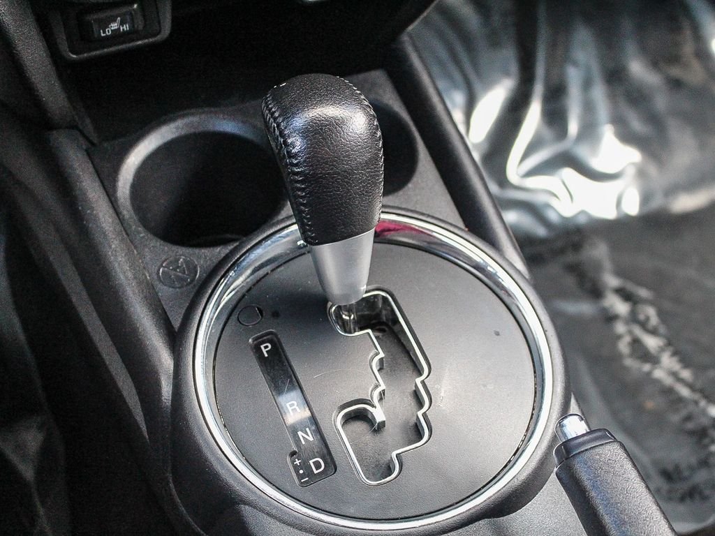 Used 2017  Mitsubishi SEL image 24