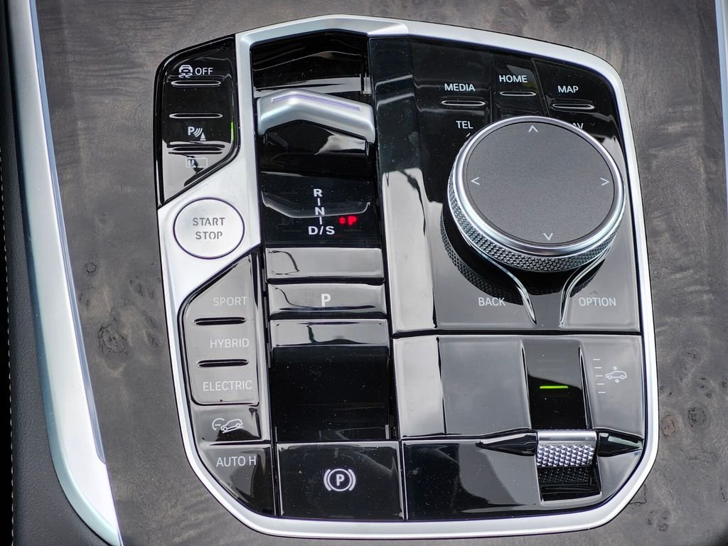 New 2026 Gray BMW xDrive50e image 24