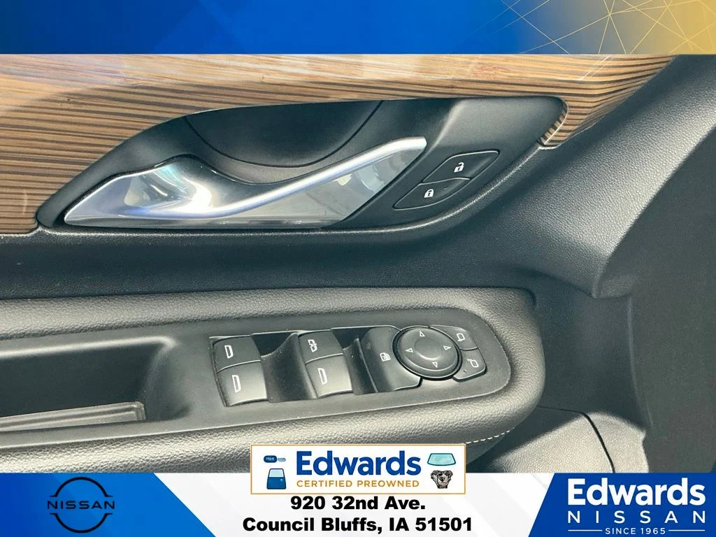 Used 2021 Blue GMC SLE image 22
