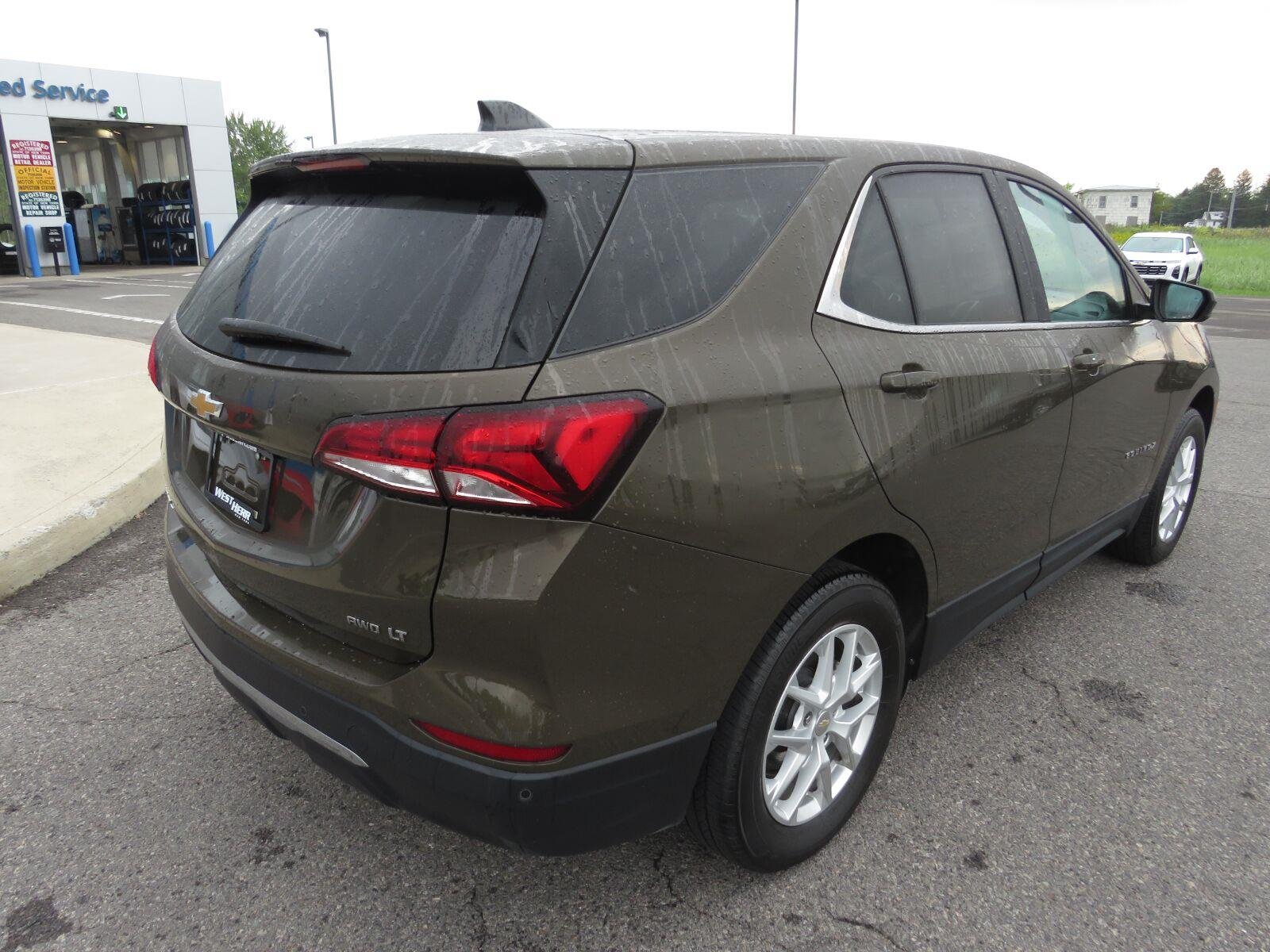 Used 2024 Harvest Bronze Metallic Chevrolet LT image 7