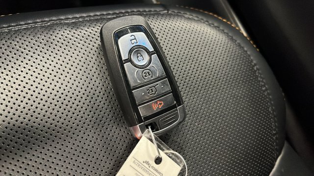 Used 2025 Gray Metallic Ford Tremor image 20