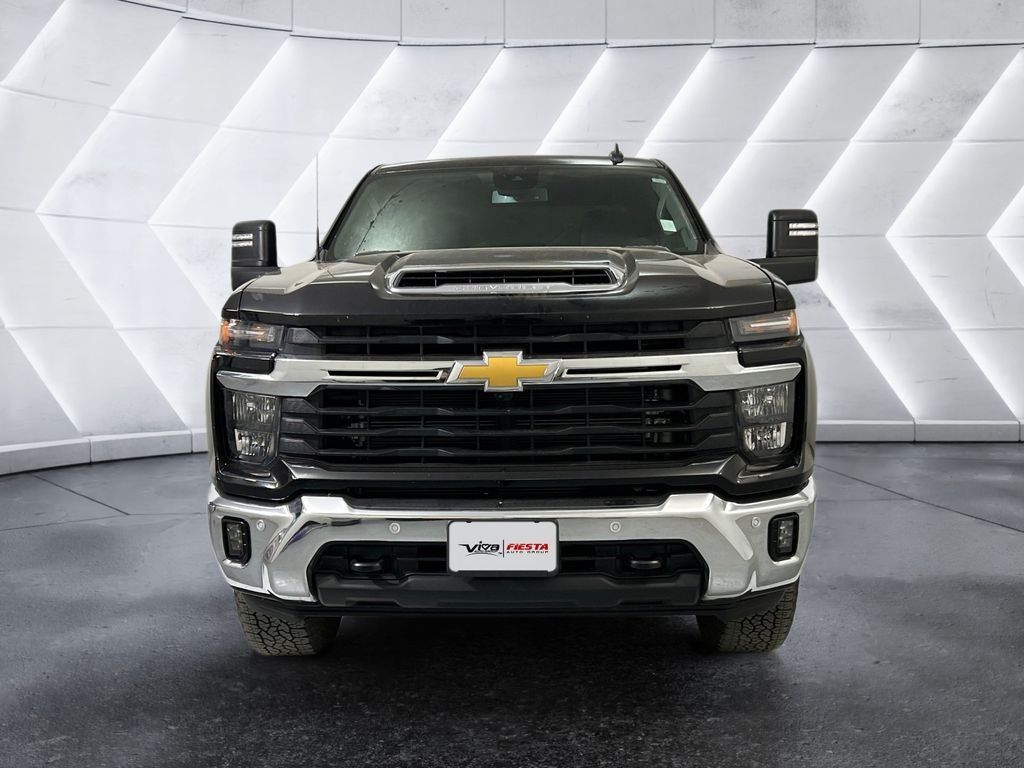 Used 2025 Black Chevrolet LT image 2