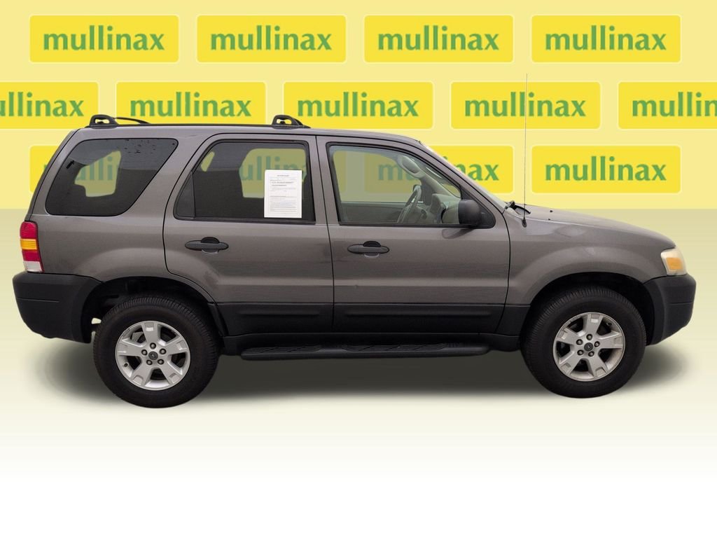 Used 2005 Ford Escape XLT with VIN 1FMYU03185KA89304 for sale in Kissimmee, FL