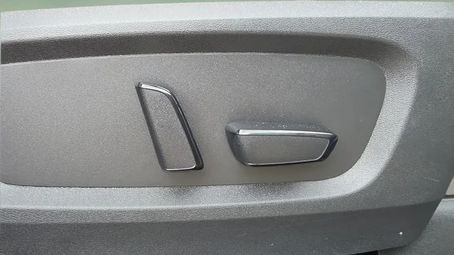 Used 2022 Boulder Gray Pearl Nissan Platinum image 37