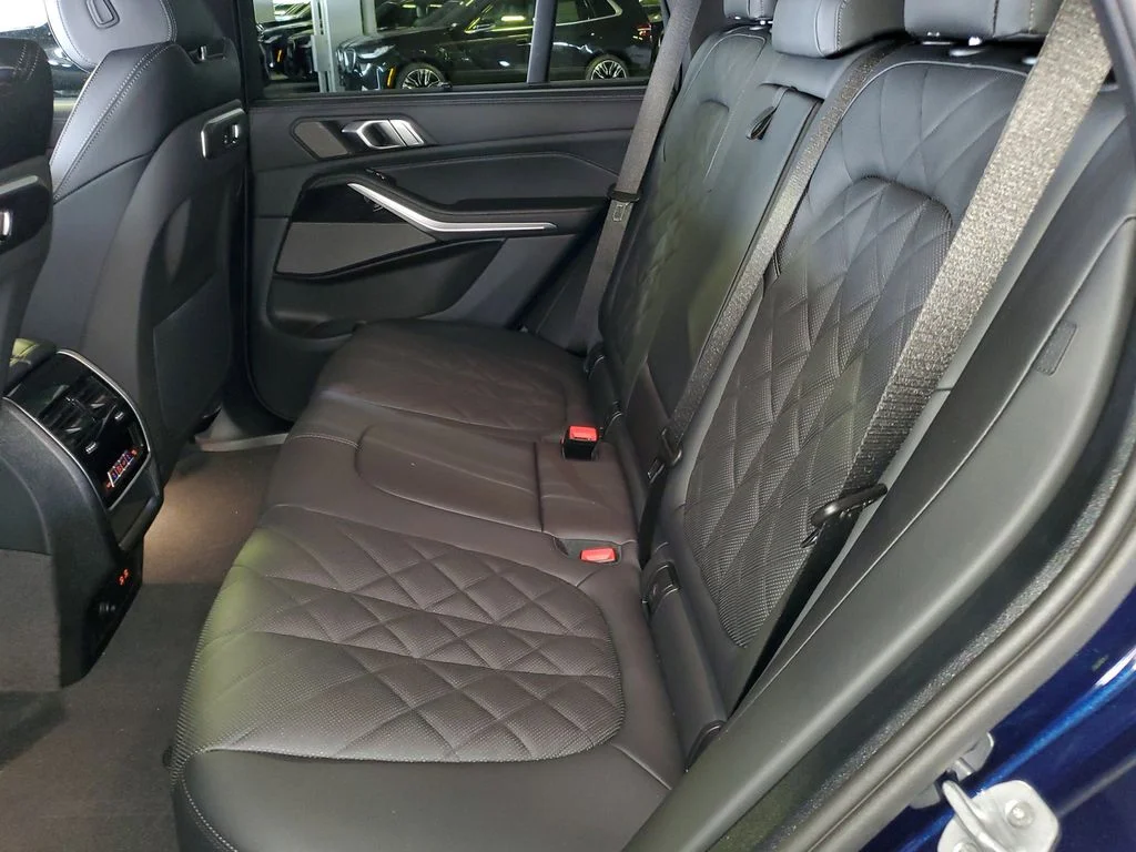 Used 2026 Blue BMW sDrive40i image 11