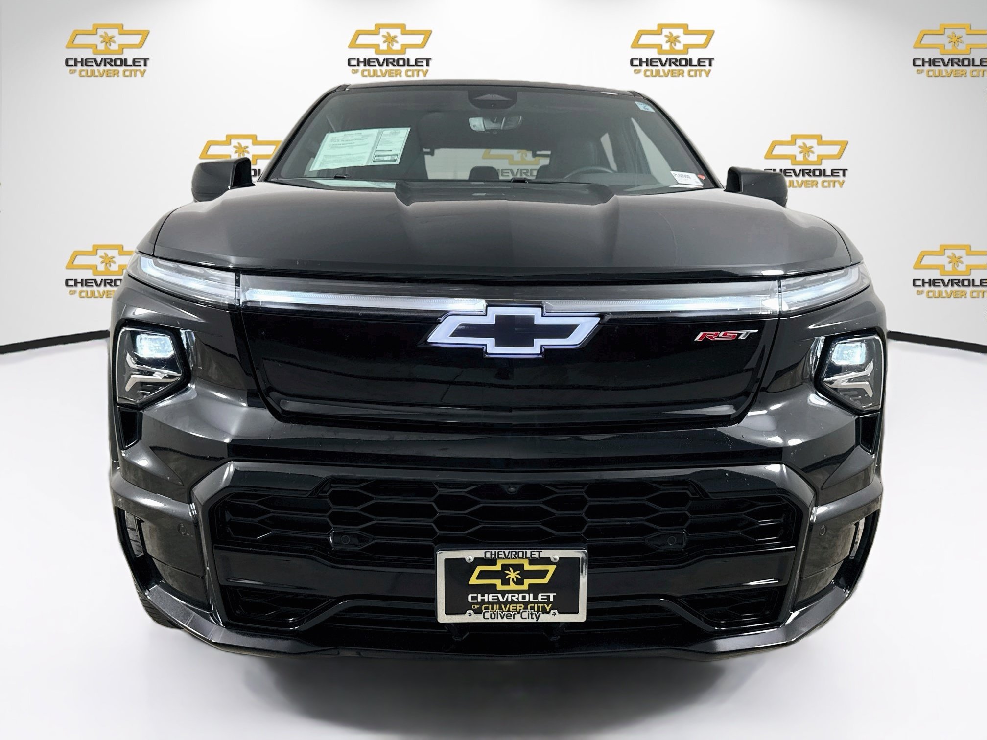 Used 2024 Chevrolet Silverado EV RST with VIN 1GC40ZEL5RU304116 for sale in Culver City, CA