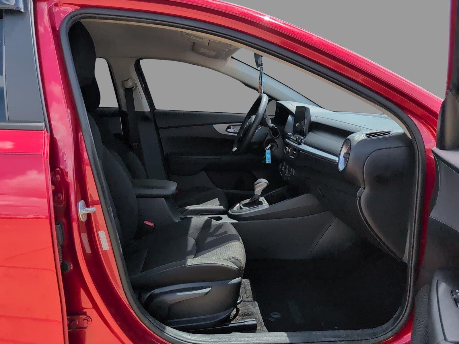 Used 2023 Currant Red Kia LXS image 21